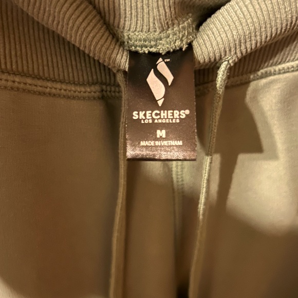 Skechers joggers. Light forest green - Picture 3 of 3